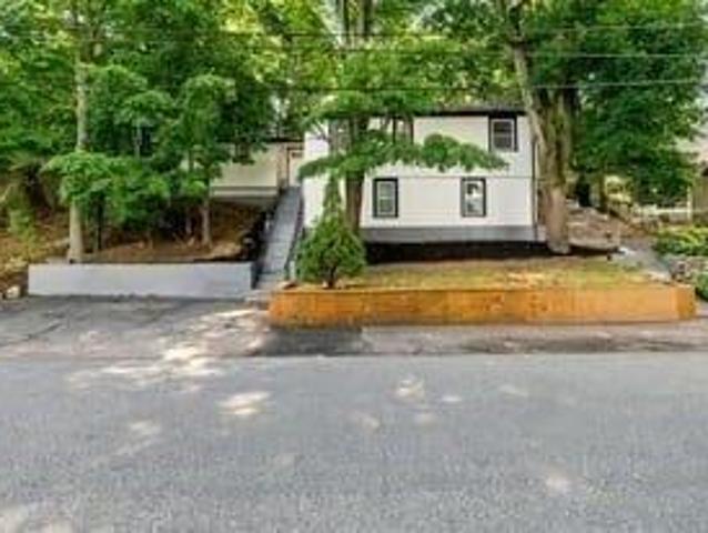 house with 3 bedroom, Saugus MA ES105477237