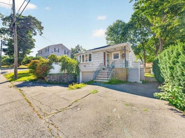 house with 3 bedroom, Saugus MA ES105478611