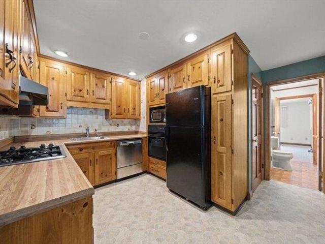 house with 3 bedroom, Saugus MA ES105478242