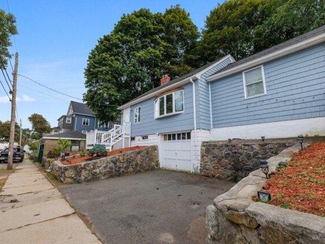 house with 3 bedroom, Saugus MA ES105496055