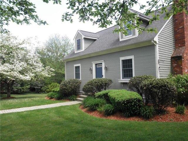 house with 3 bedroom, Seekonk MA ES105515237