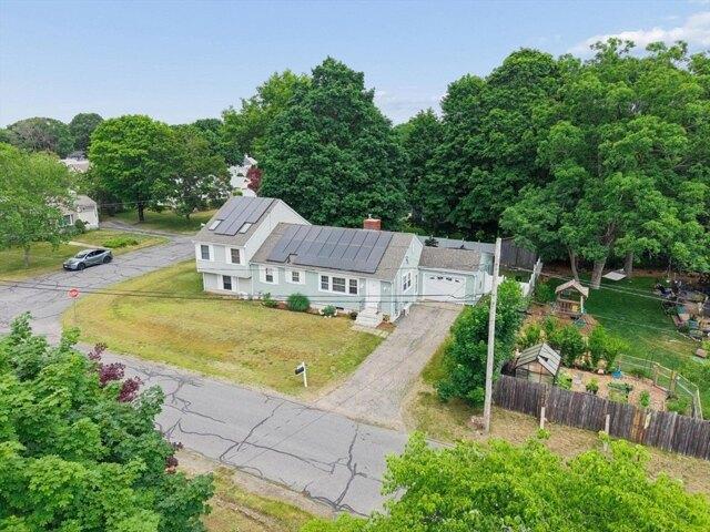 house with 3 bedroom, Seekonk MA ES105512534