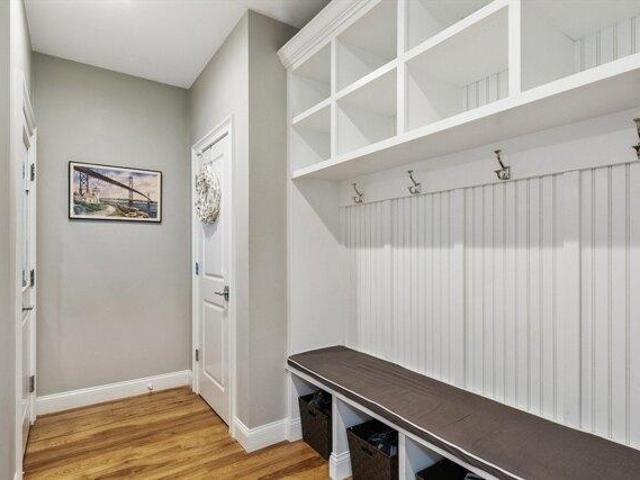 house with 3 bedroom, Seekonk MA ES105536414