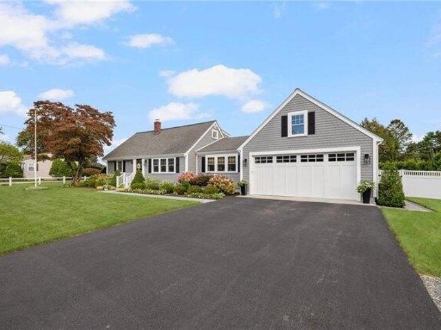house with 3 bedroom, Seekonk MA ES105549991