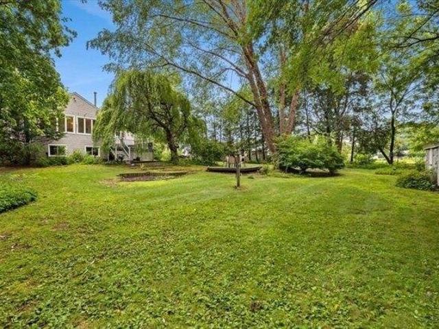 house with 3 bedroom, Seekonk MA ES105550704