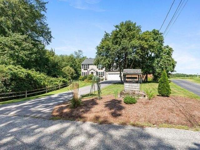 house with 3 bedroom, Seekonk MA ES105562247