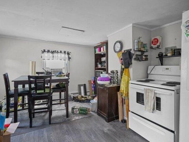 house with 3 bedroom, Seekonk MA ES105579061