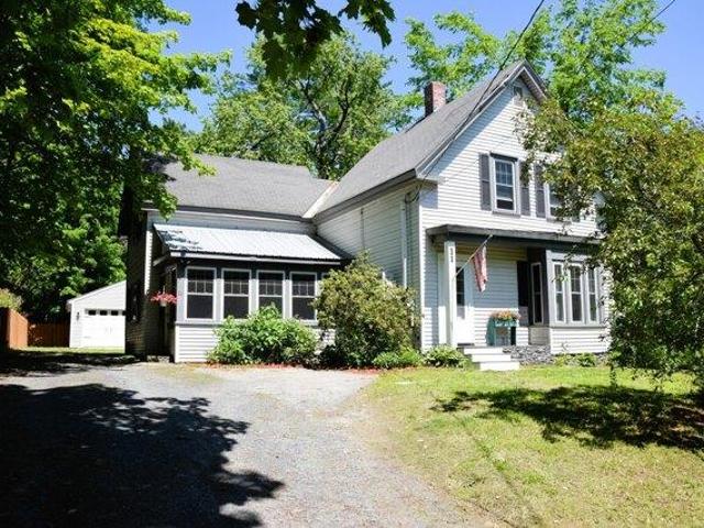 house with 3 bedroom, Skowhegan ME ES105709666