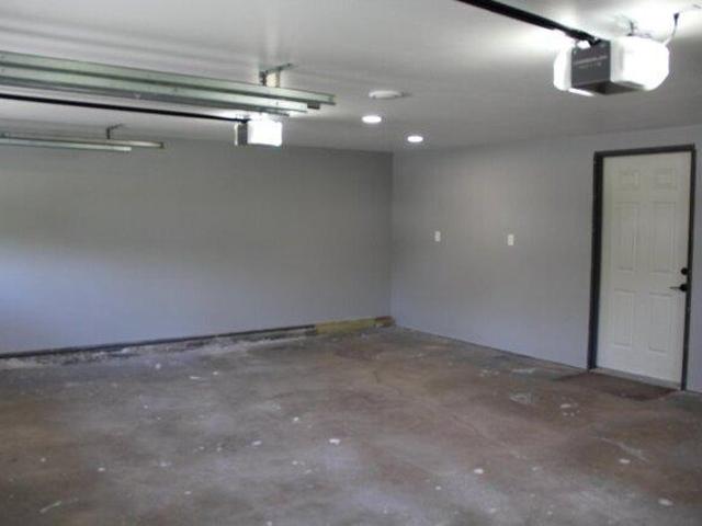 house with 3 bedroom, Skowhegan ME ES105798768