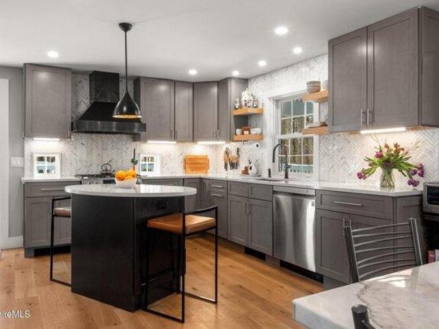 house with 3 bedroom, Sheffield MA ES105352308