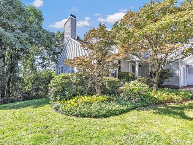 house with 3 bedroom, Shelton CT ES105560653