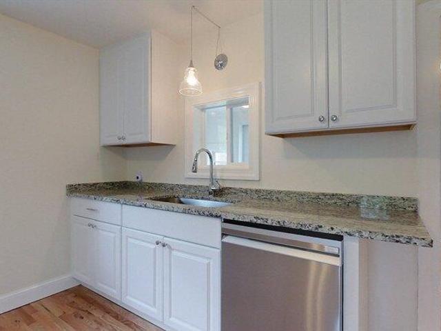 house with 3 bedroom, Shirley MA ES105416227