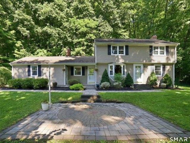 house with 3 bedroom, Simsbury CT ES105548945