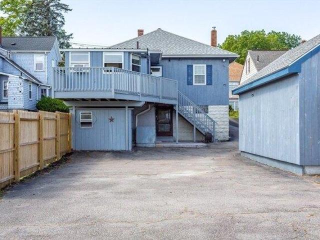 house with 3 bedroom, Somerset MA ES104920900