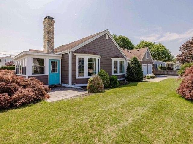 house with 3 bedroom, Somerset MA ES104921591