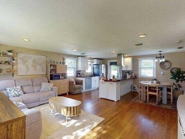house with 3 bedroom, South Windsor CT ES105233901