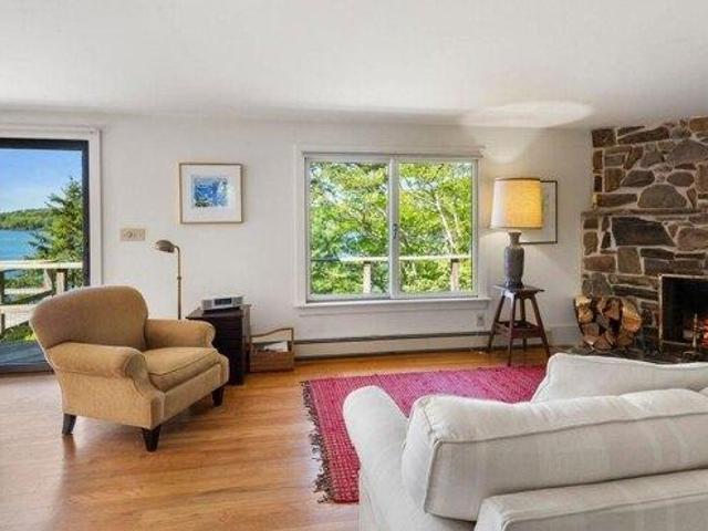 house with 3 bedroom, South Bristol ME ES105588847