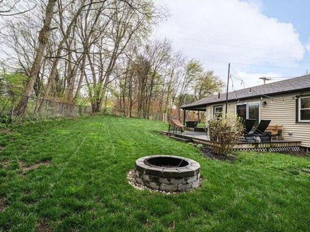 house with 3 bedroom, South Hadley MA ES104539401
