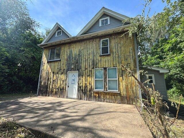house with 3 bedroom, South Hadley MA ES105424875