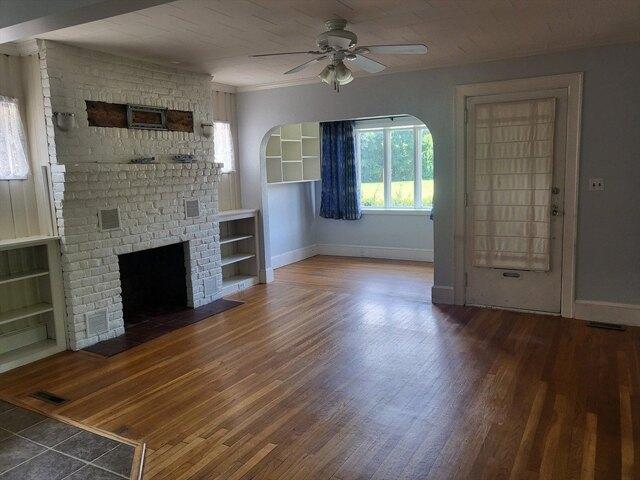 house with 3 bedroom, South Hadley MA ES105387125