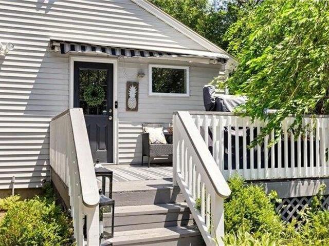 house with 3 bedroom, South Kingstown RI ES104833869