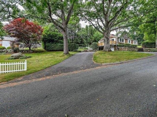 house with 3 bedroom, South Kingstown RI ES105533172