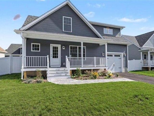 house with 3 bedroom, South Kingstown RI ES105552149