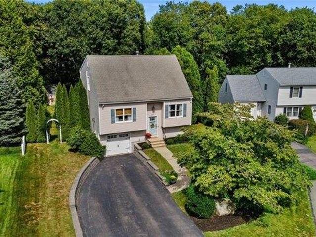 house with 3 bedroom, South Kingstown RI ES105576584