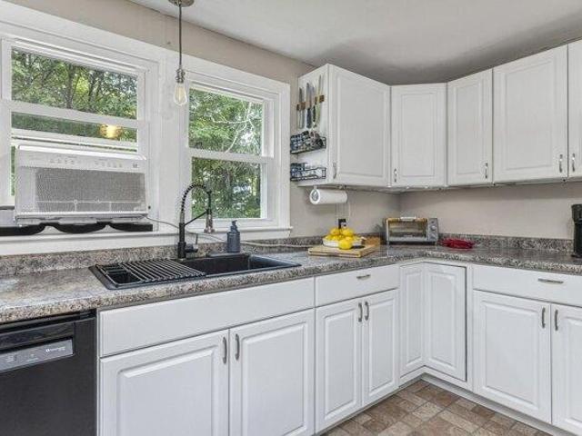 house with 3 bedroom, South Portland ME ES105578599