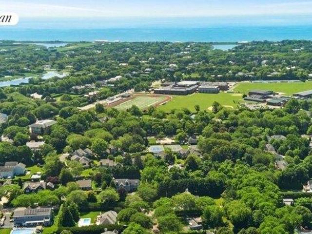 house with 3 bedroom, Southampton NY ES105293367