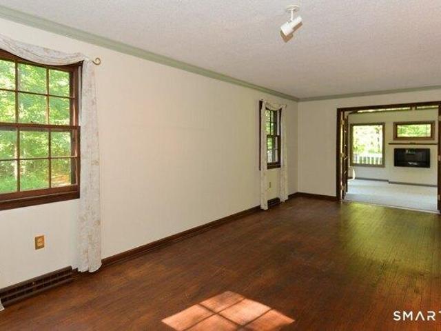 house with 3 bedroom, Southbury CT ES105547975