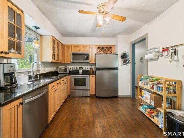 house with 3 bedroom, Southbury CT ES105548668