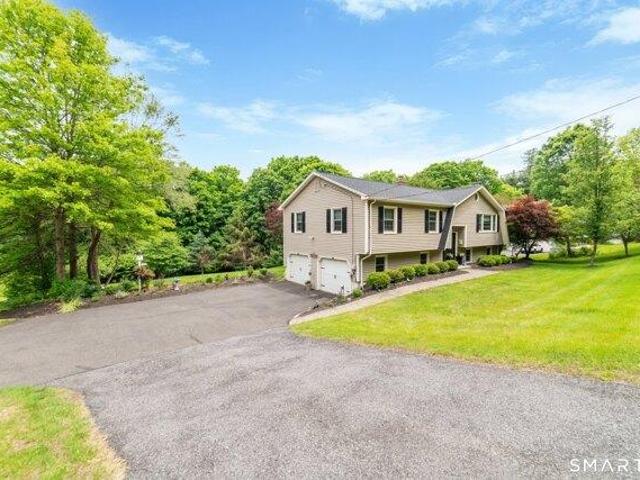 house with 3 bedroom, Southbury CT ES105578764