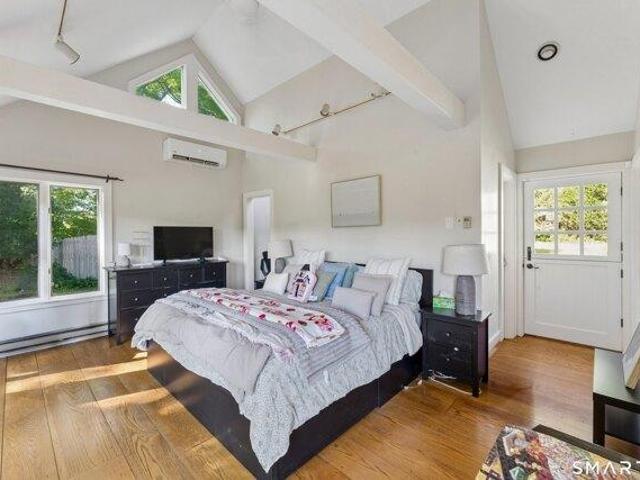 house with 3 bedroom, Southbury CT ES105579455