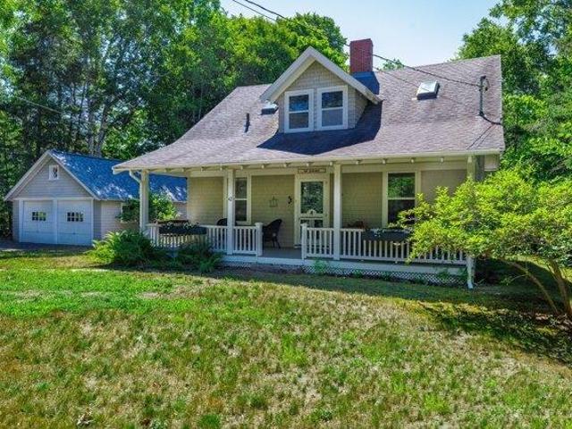 house with 3 bedroom, Southwest Harbor ME ES105791671