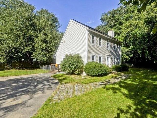 house with 3 bedroom, Southwick MA ES105548941