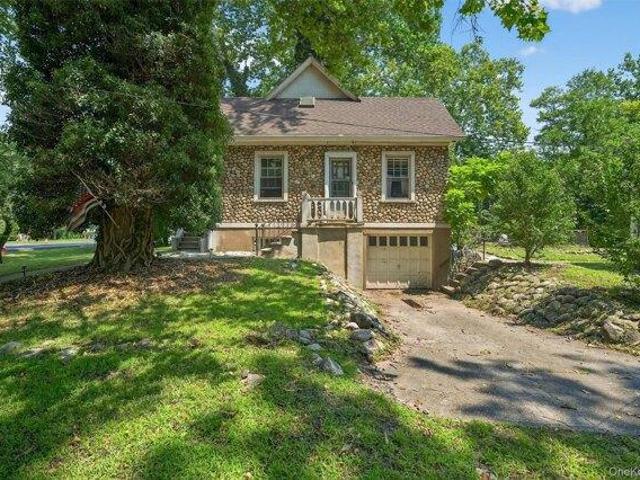 house with 3 bedroom, Sloatsburg NY ES105277890
