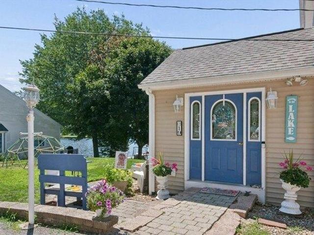 house with 3 bedroom, Spencer MA ES105516804
