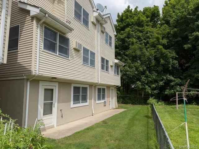 house with 3 bedroom, Spring Valley NY ES105288626