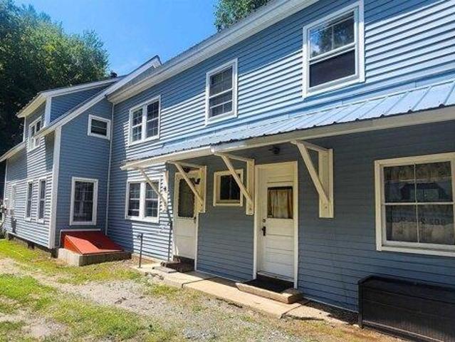 house with 3 bedroom, Springfield VT ES105547889
