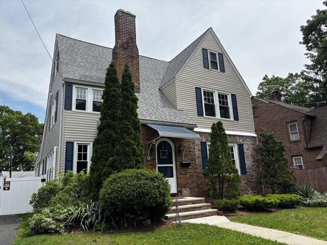 house with 3 bedroom, Springfield MA ES104570884