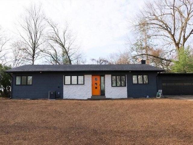 house with 3 bedroom, Springfield MA ES104513324