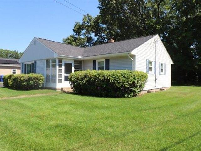 house with 3 bedroom, Springfield MA ES105386638