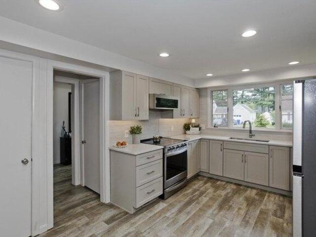 house with 3 bedroom, Springfield MA ES105314544