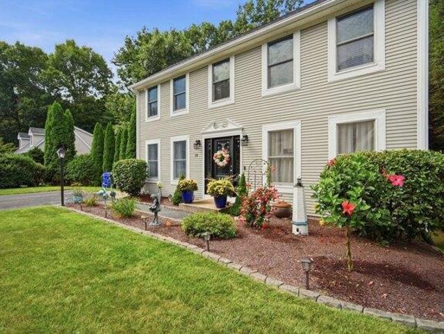 house with 3 bedroom, Springfield MA ES105314564