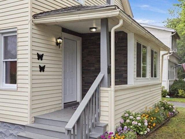 house with 3 bedroom, Springfield MA ES105424661