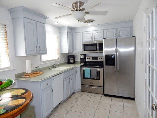 house with 3 bedroom, Stoughton MA ES105549464