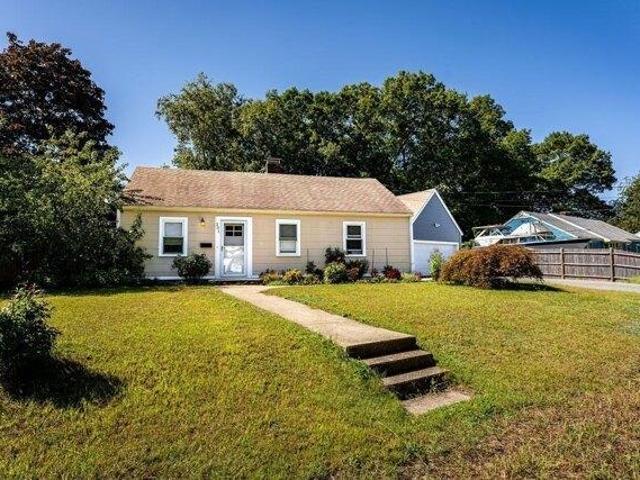 house with 3 bedroom, Stoughton MA ES105558655