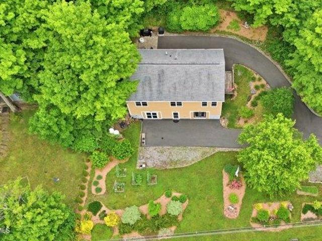 house with 3 bedroom, Stockbridge MA ES104539116