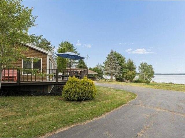 house with 3 bedroom, Stockton Springs ME ES105801235